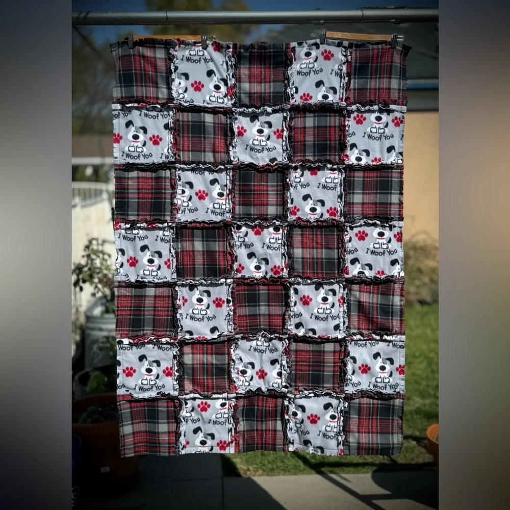Handmade Dog Blanket - Fleece - Quilted